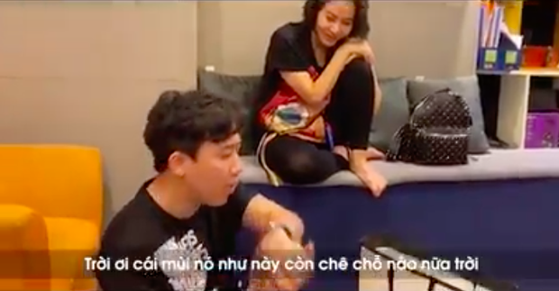 chuyen showbiz: ha ho khoe duong cong "hut mat" voi ao tam nong bong hinh 6