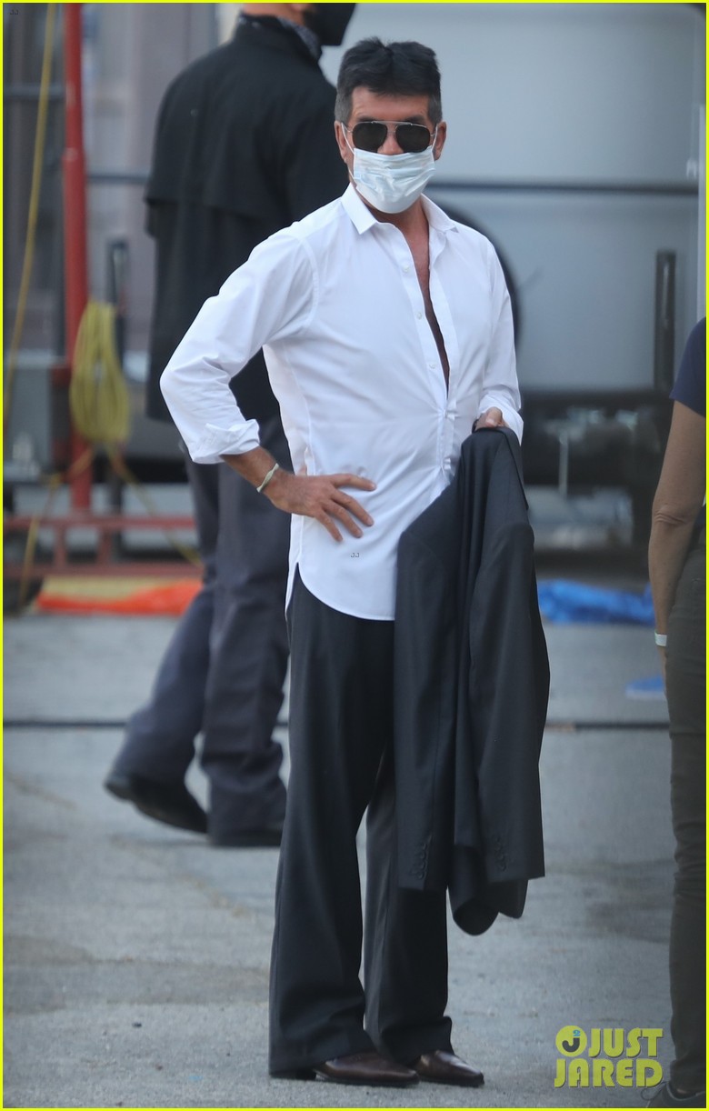 "ong trum" simon cowell giam can ro ret, lay lai phong do o tuoi 60 hinh 1