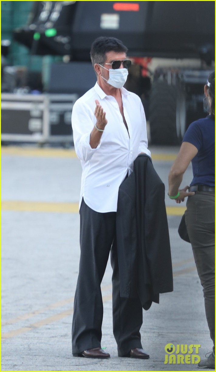 "ong trum" simon cowell giam can ro ret, lay lai phong do o tuoi 60 hinh 4
