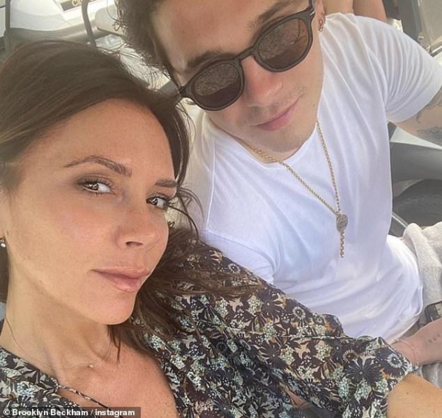 victoria beckham bat ngo khen ngoi tai chup anh cua con trai ca hinh 2