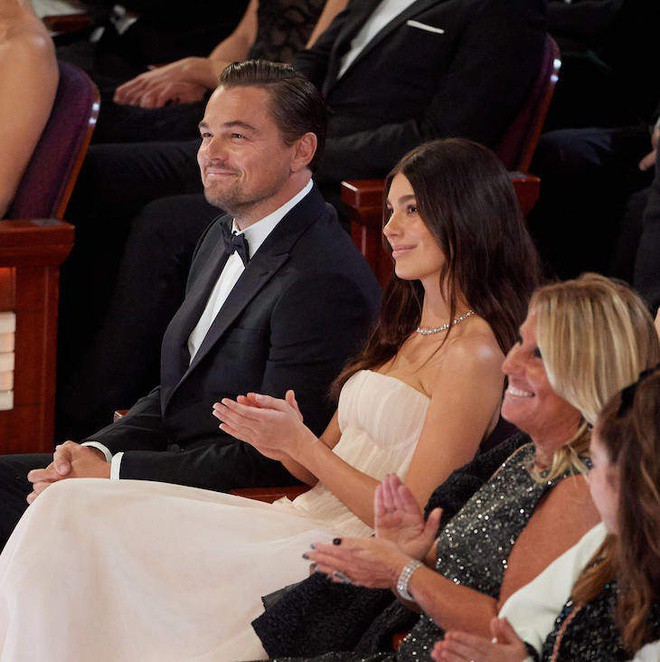 ban gai xinh dep cua leonardo dicaprio goi cam xuong pho hinh 6
