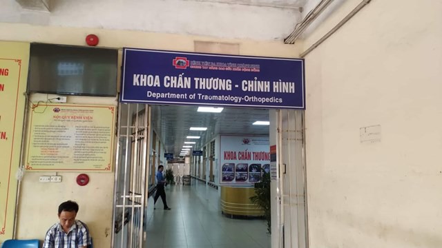 thong tin tiep vu nu sinh thpt bi danh hoi dong ngay giua tp ha long hinh 6