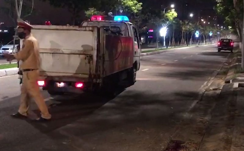 xe chuyen dung tai hien truong truy bat cuop, 2 canh sat o da nang hy sinh hinh 6