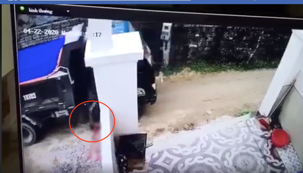 dien bien moi nhat vu tai xe lui xe chet chau be roi vui xac phi tang hinh 1