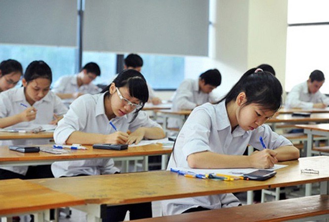 ha noi:hoc sinh lop 12 se co ky khao sat chat luong hoc tap truc tuyen hinh 1