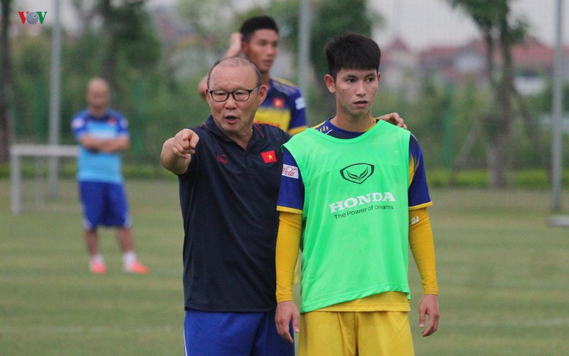 tien ve trong hung: "toi san sang da o vi tri moi" hinh 1