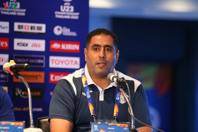hlv ahmed ismail: "u23 jordan se thang u23 viet nam, thang tien vao tu ket" hinh 1