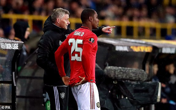 tuong thuat club brugge 1-1 mu luot di vong 1/16 europa league 2019/2020 hinh 8