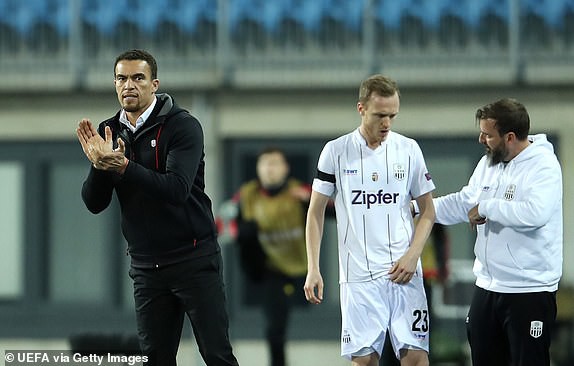tuong thuat lask 0-5 mu luot di vong 1/8 europa league 2019/2020 hinh 18