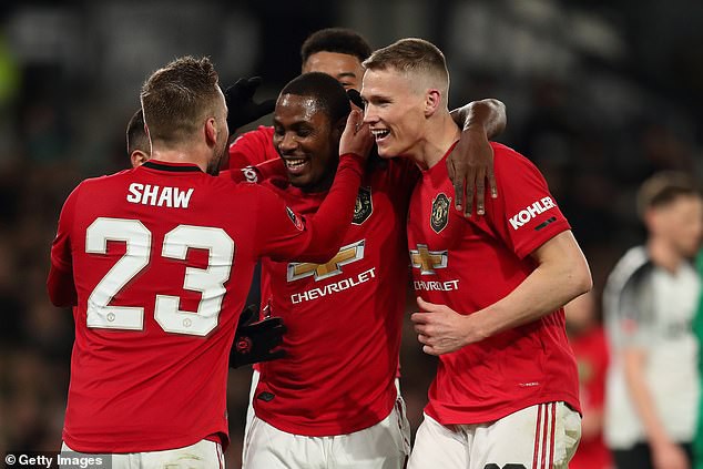khong phai cr7 hay rooney, ighalo la "sieu du bi" o mu nhu… solskjaer hinh 1