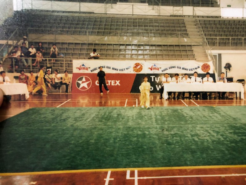 hoa khoi wushu duong thuy vi va nhung chuyen chua bao gio ke thoi di hoc hinh 2