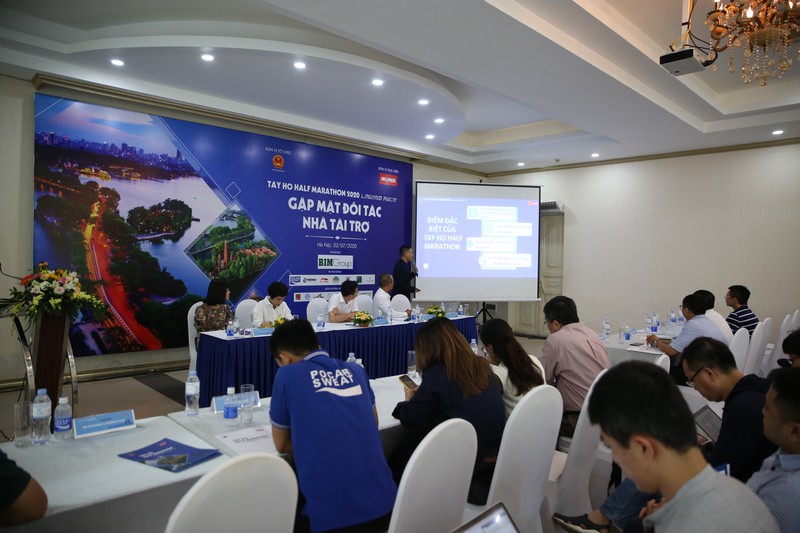 giai tay ho half marathon 2020: cho dan sao sea games toa sang hinh 1