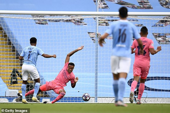 tuong thuat man city vs real madrid luot ve vong 1/8 champions league 2019/2020 hinh 9