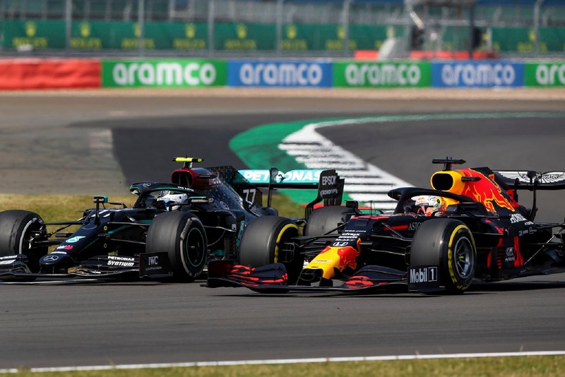 red bull soan ngoi mercedes ngoan muc tai chang dua ky niem 70 nam f1 hinh 1