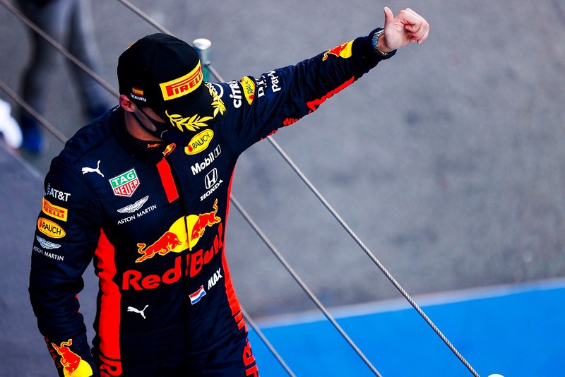 ket qua chang f1 tay ban nha: hamilton lap lai trat tu, "vuot mat" huyen thoai schumacher hinh 3