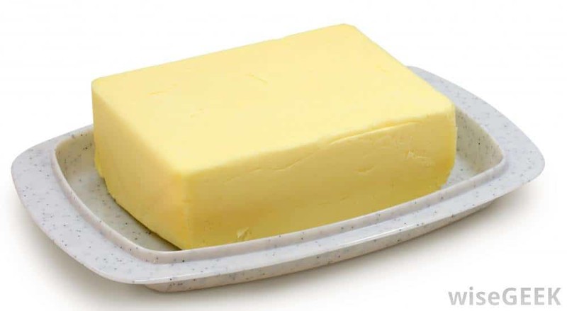 10 thuc pham co ham luong cholesterol cao can tranh hinh 3