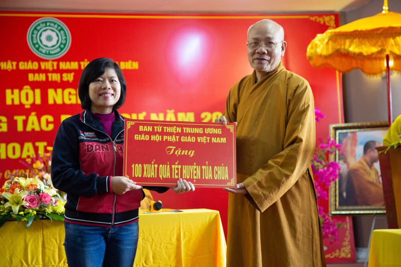 giao hoi phat giao viet nam trao qua tu thien toi dong bao tinh dien bien hinh 6
