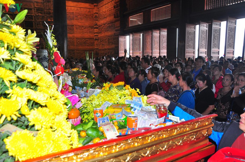 nhung dieu can luu y khi di le chua hinh 3