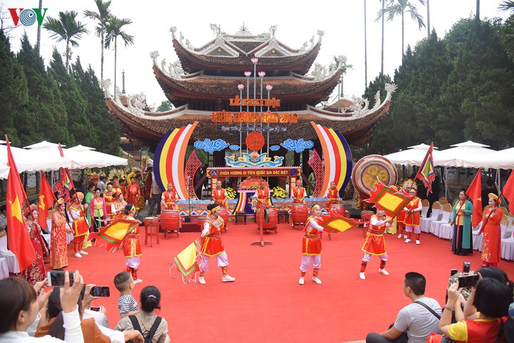 dung to chuc le hoi tai cac chua tren toan quoc hinh 1