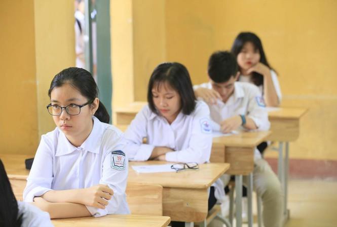 tuyen sinh lop 10 o ha noi: co nen bo mon thi thu 4? hinh 1