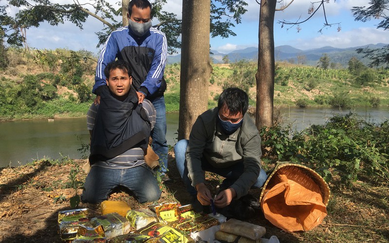 quang tri thu giu 10 kg ma tuy da va 20.000 vien ma tuy tong hop hinh 1