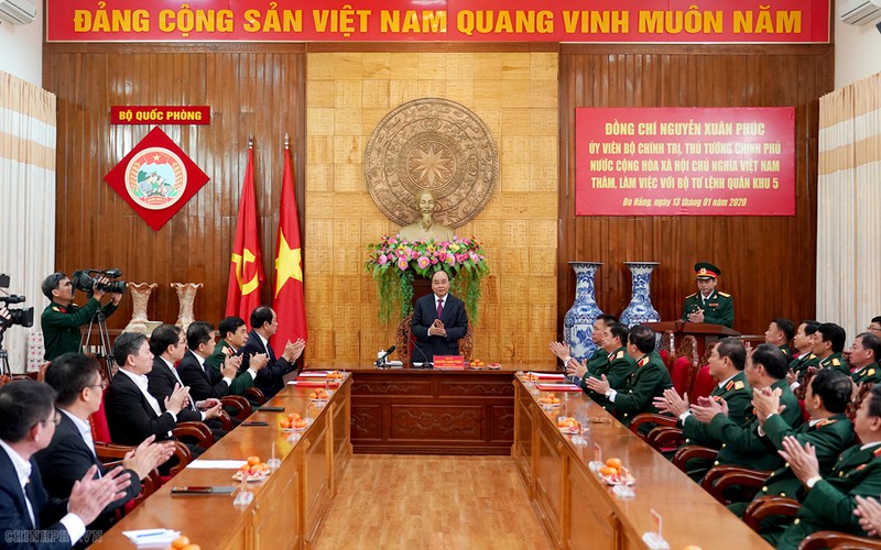 thu tuong kiem tra san sang chien dau cua bo tu lenh quan khu 5 hinh 2