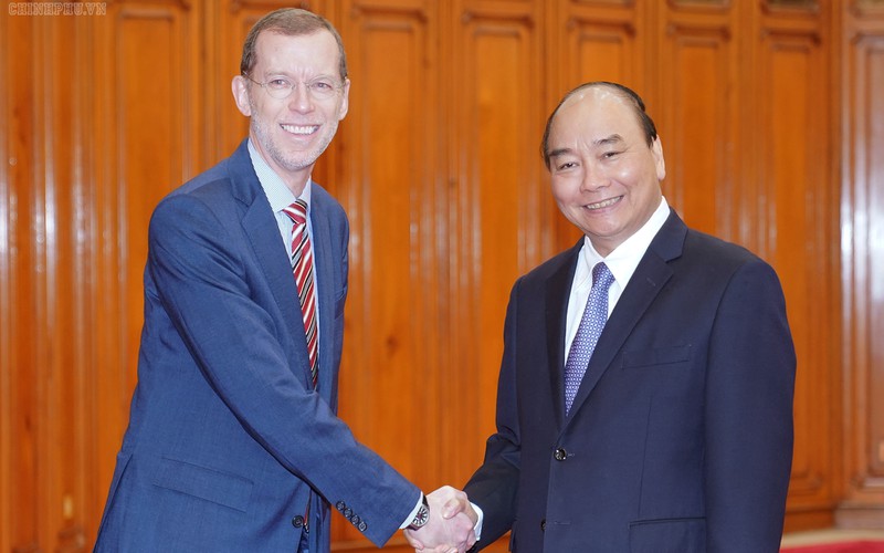 thu tuong chinh phu tiep doan giao su truong havard kennedy, hoa ky hinh 1