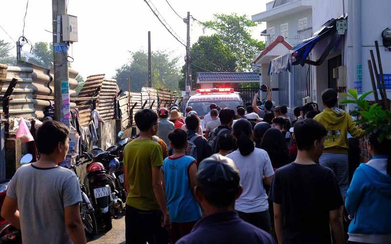 chay nha 5 nguoi chet o tphcm: bat nghi pham la hang xom cua nan nhan hinh 2