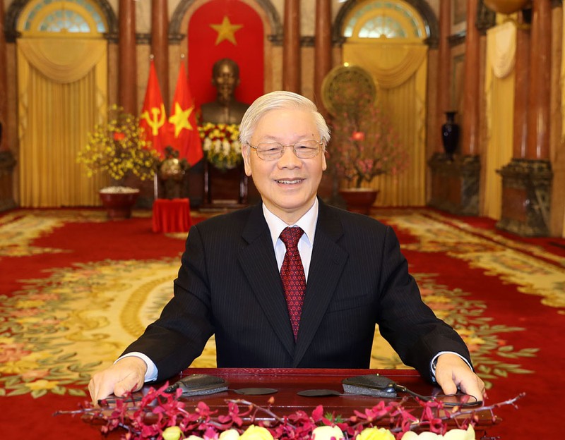 tong bi thu, chu tich nuoc nguyen phu trong chuc tet canh ty 2020 hinh 1