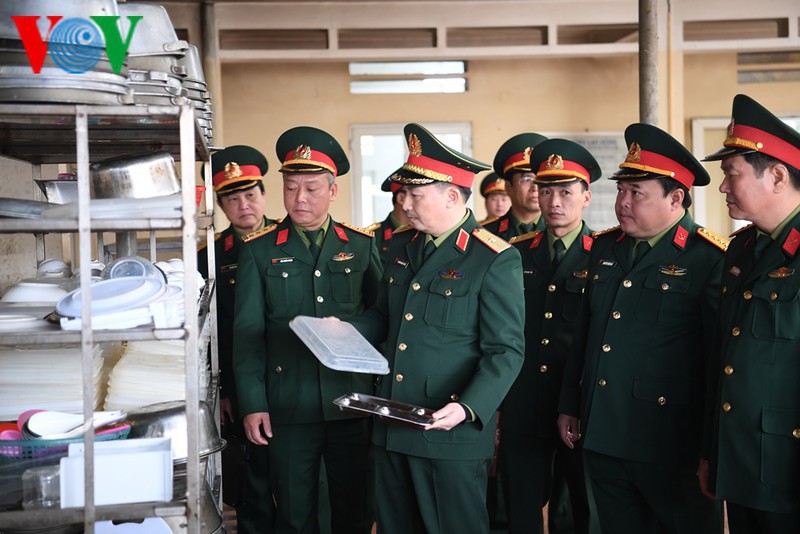 nguoi viet tro ve tu vung dich duoc cach ly, cham soc y te ra sao? hinh 1