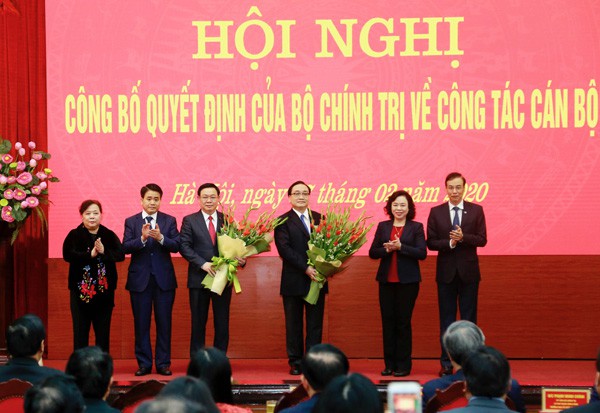 bo chinh tri phan cong ong vuong dinh hue lam bi thu thanh uy ha noi hinh 1