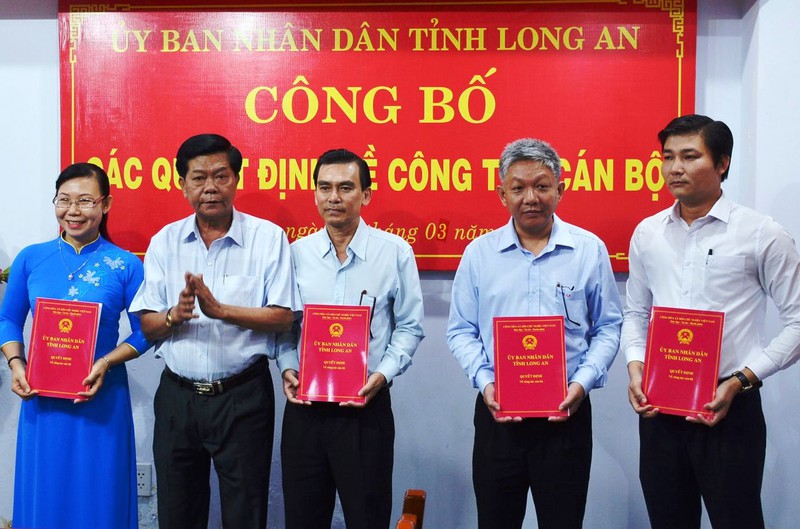 kien toan to chuc, nhan su 4 tinh thanh hinh 2