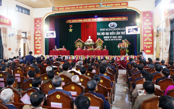 bau truc tiep bi thu tai dai hoi: buoc tien dan chu trong dang hinh 2