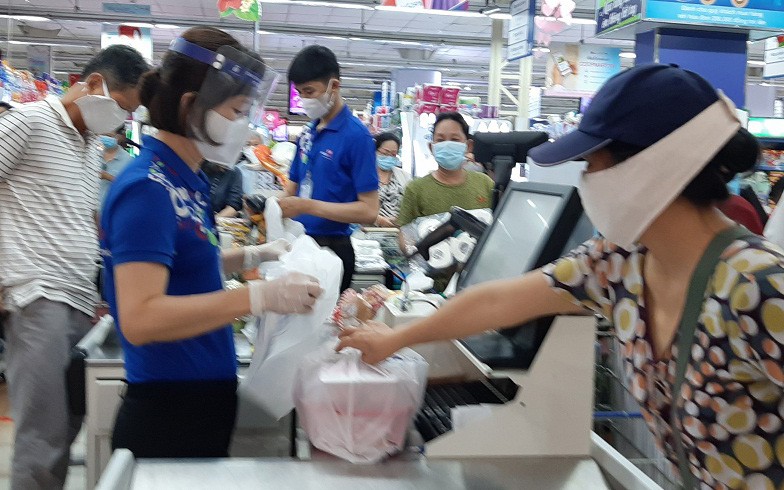 tphcm: hang hoa thiet yeu dung 6 thang khong het hinh 1