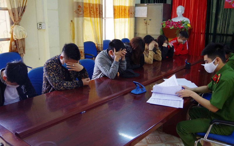 "mo tiec" ma tuy trong quan karaoke giua mua dich covid-19 hinh 1