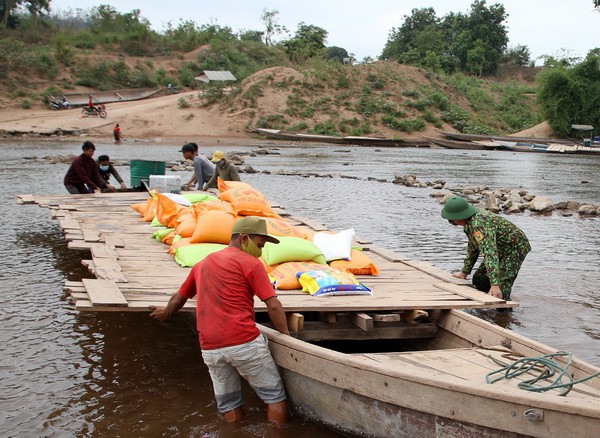 duom tinh viet-lao giua dai dich covid-19 hinh 1