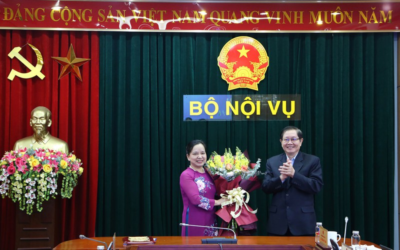 thu truong bo noi vu tran thi ha nghi huu tu 1/5 hinh 1
