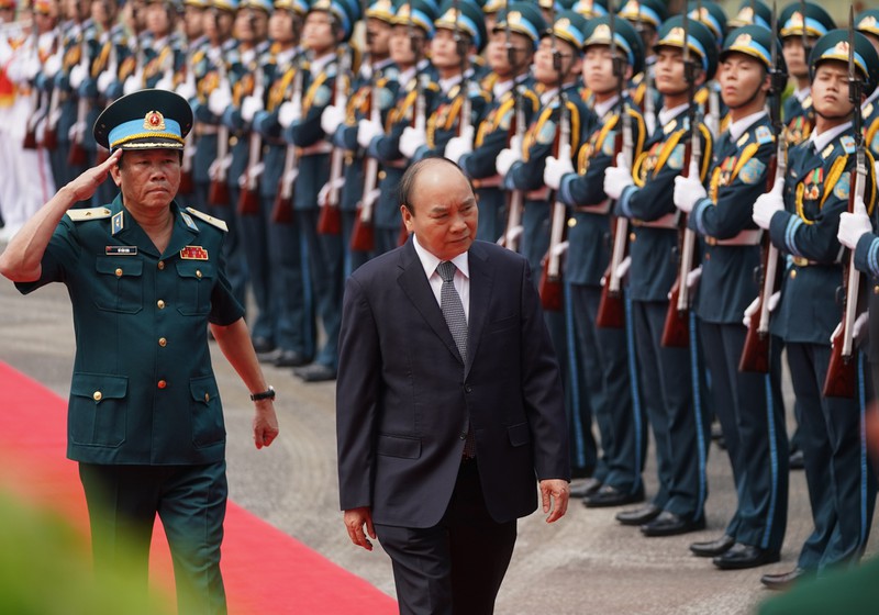 anh: thu tuong tham can bo chien si qc phong khong - khong quan hinh 2