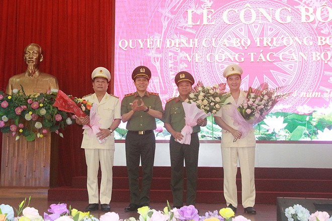bo cong an bo nhiem hang loat lanh dao cong an cac dia phuong hinh 2