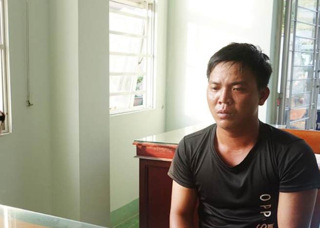 nong 24h: nam thanh nien chem chet vo con vi mau thuan hinh 4