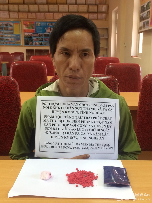 nong 24h: nam thanh nien chem chet vo con vi mau thuan hinh 6