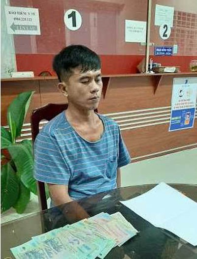 danh nhan vien nha nghi bat tinh de cuop tai san hinh 1