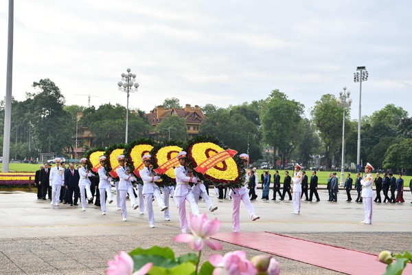 ky niem trong the 130 nam ngay sinh chu tich ho chi minh hinh 1
