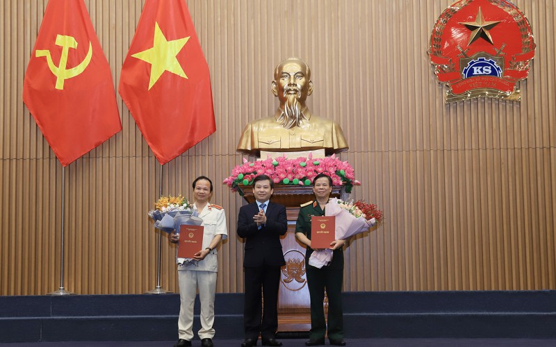 chu tich nuoc bo nhiem 2  pho vien truong vien ksnd toi cao hinh 2