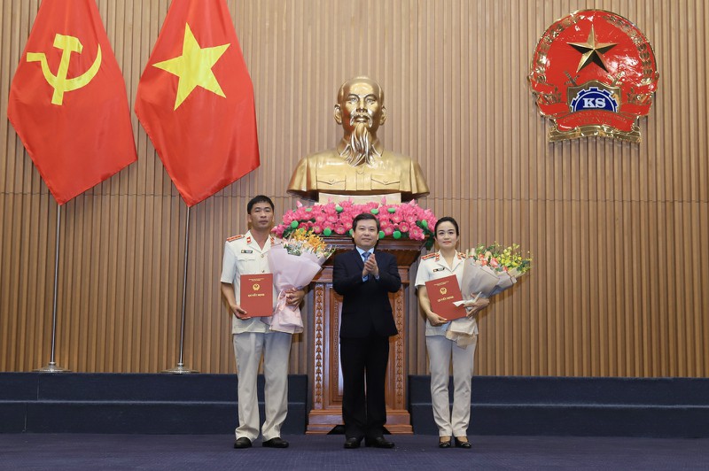 chu tich nuoc bo nhiem 2  pho vien truong vien ksnd toi cao hinh 1
