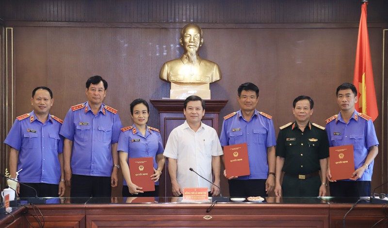 ban bi thu chi dinh nhan su ban can su dang vien ksnd toi cao hinh 1