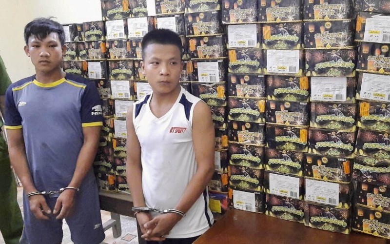 nong 24h: cuu giao vien tieu hoc khien hoc sinh mang thai, sinh con hinh 4