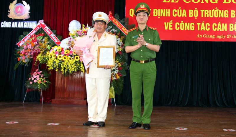 an giang bo nhiem giam doc cong an tinh hinh 1