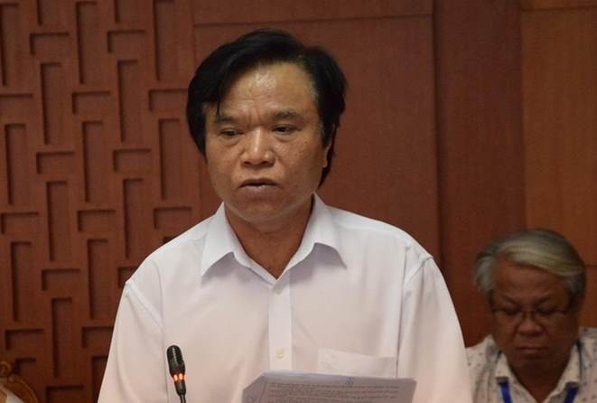 nhieu can bo o quang nam xin nghi viec truoc tuoi hinh 1