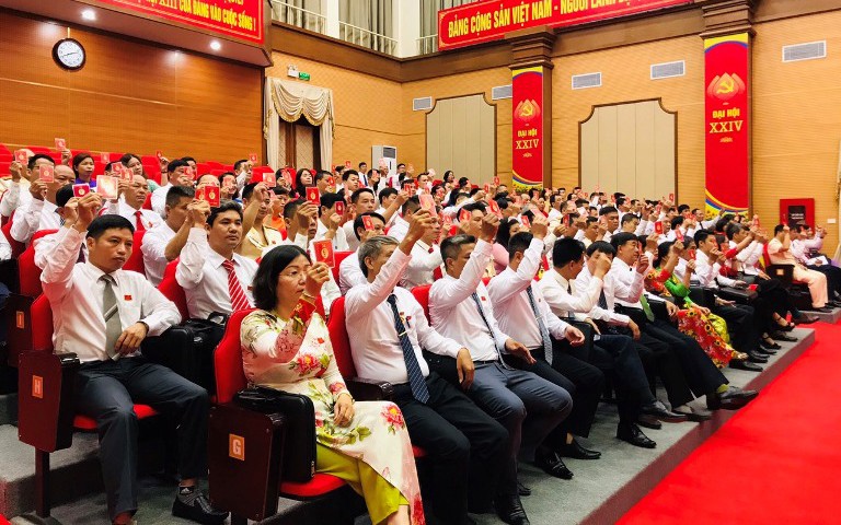 bai hoc ve cong tac nhan su nhin tu cac dai hoi co so hinh 1